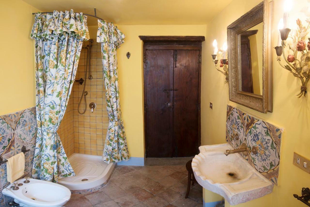 Il Teatro Di Nerone Daire Napoli Dış mekan fotoğraf